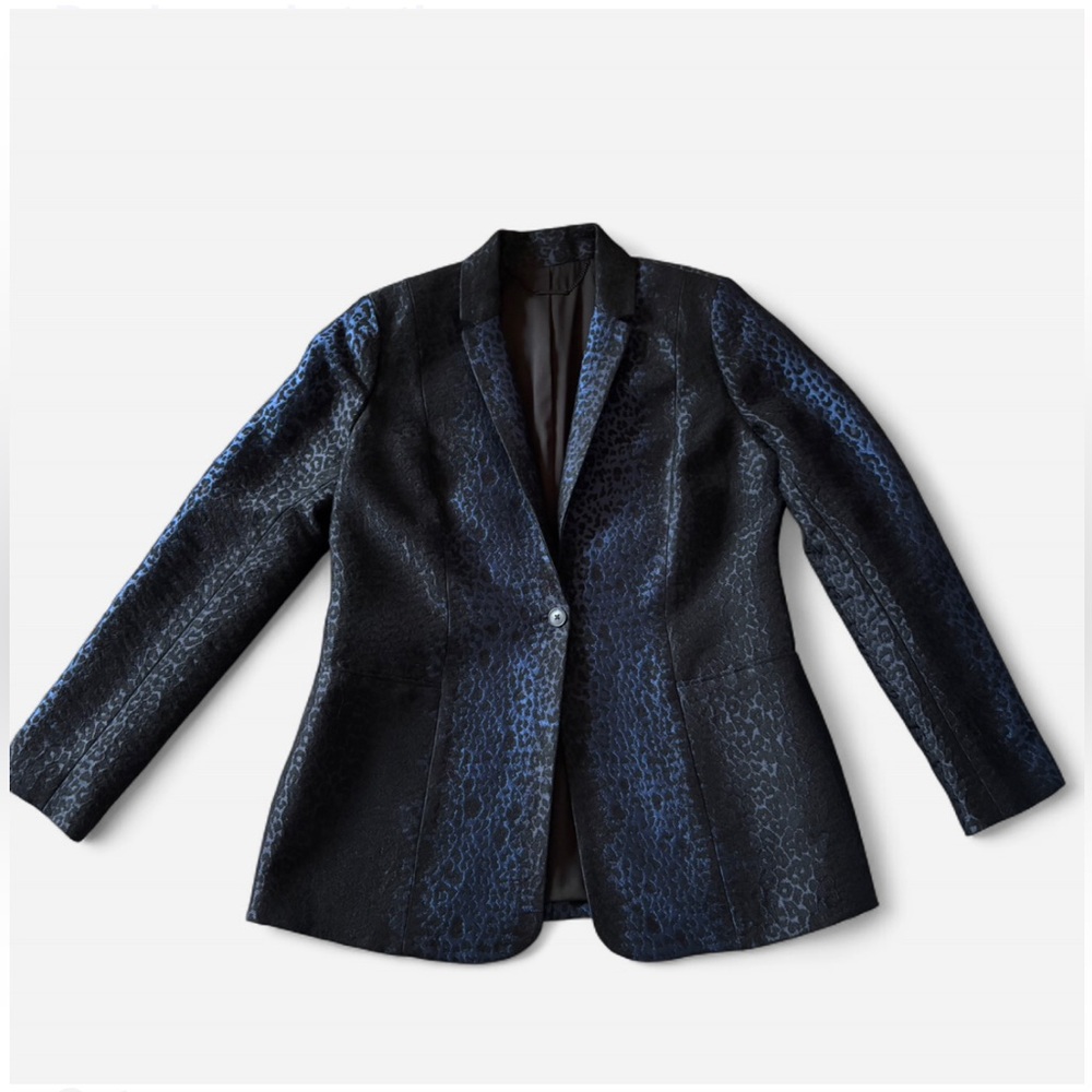 Elie Tahari Black and Blue Blazer Classic Tailored Suit Jacket